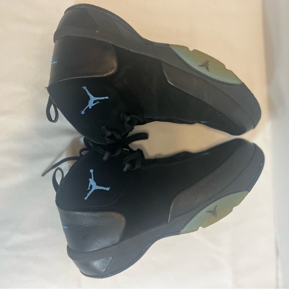 Nike Air Jordan Melo Carmelo Anthony 410 M3 Black Leather 314302 042 Size 11 - Picture 3 of 11